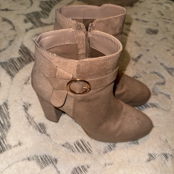 Booties - Picture 7 of 8